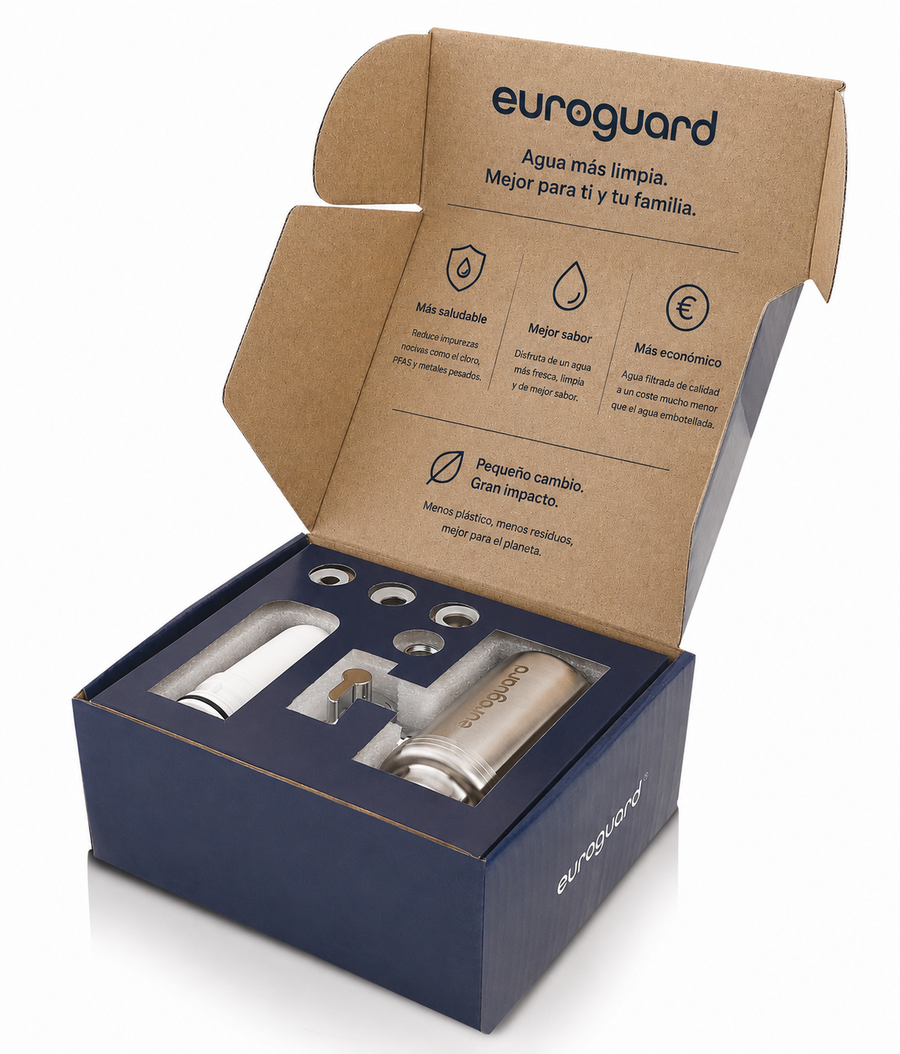Caja del filtro de grifo euroguard con el filtro, el cartucho y los adaptadores