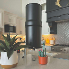 6 Litres Inox Noir Édition Limitée - Filtre à Eau et Purificateur d’Eau - EuroGuard Filtre