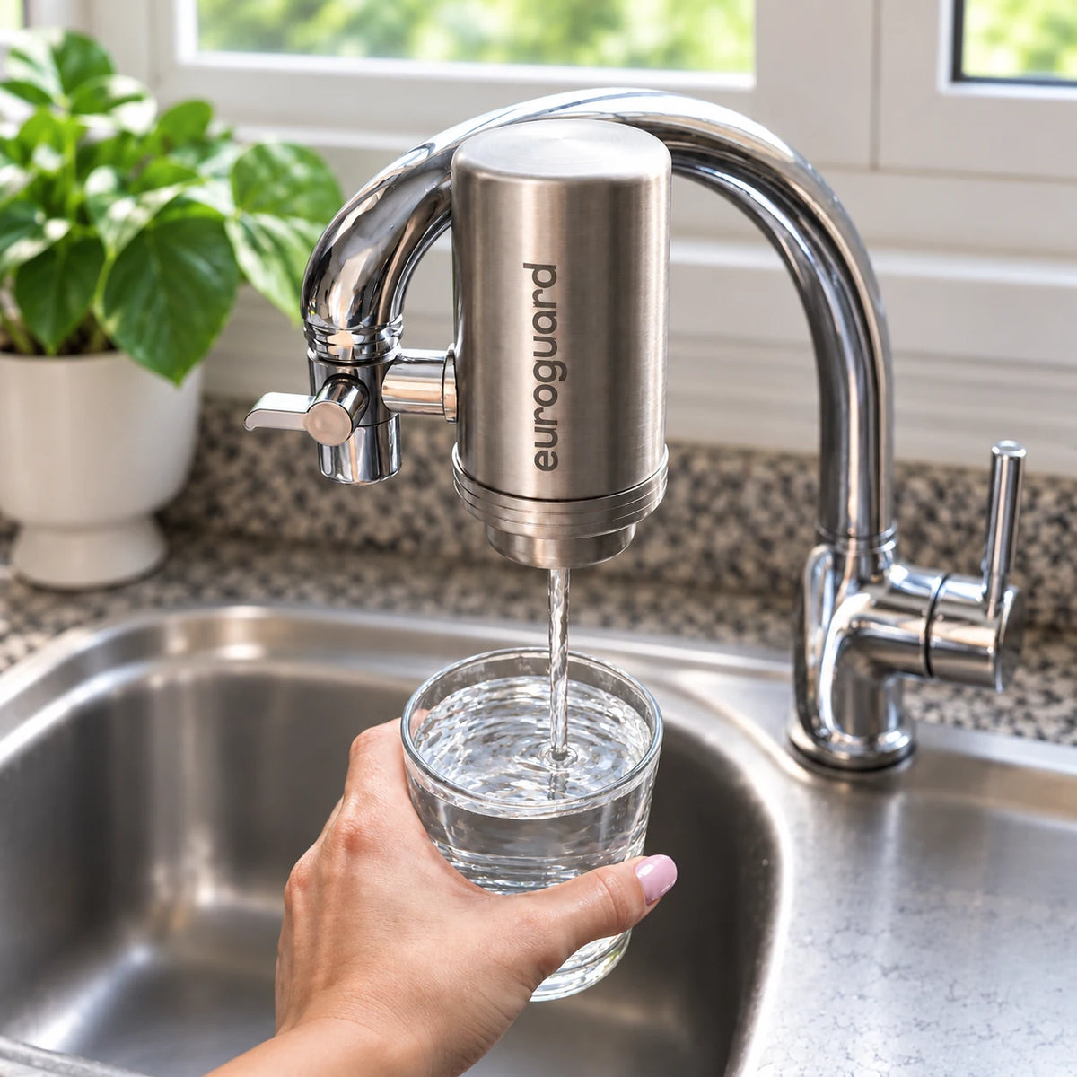 Filtro de Água para Torneira Euroguard (Inox) – Reduz o Cloro, o Sabor e as Impurezas